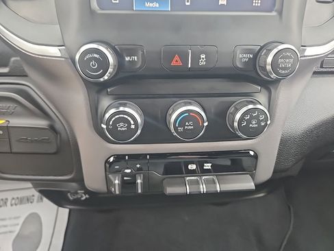 Used 2024 RAM 3500 Big Horn image 18