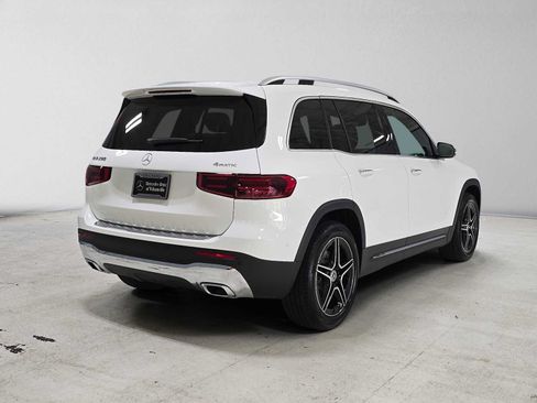 Certified 2026 Mercedes-Benz GLB 250 4MATIC image 3