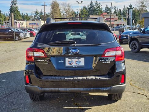 Used 2015 Subaru Outback 2.5i Premium image 7