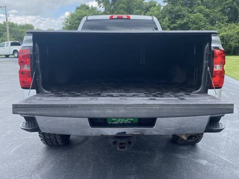 Used 2015 Chevrolet Silverado 2500 W/T w/ WT Convenience Package AWD/4WD image 4