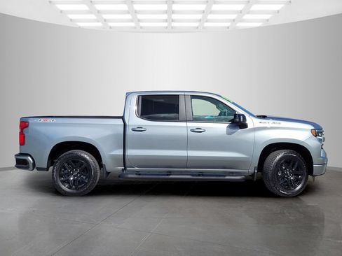 New 2026 Chevrolet Silverado 1500 RST w/ Rally Edition AWD/4WD image 3