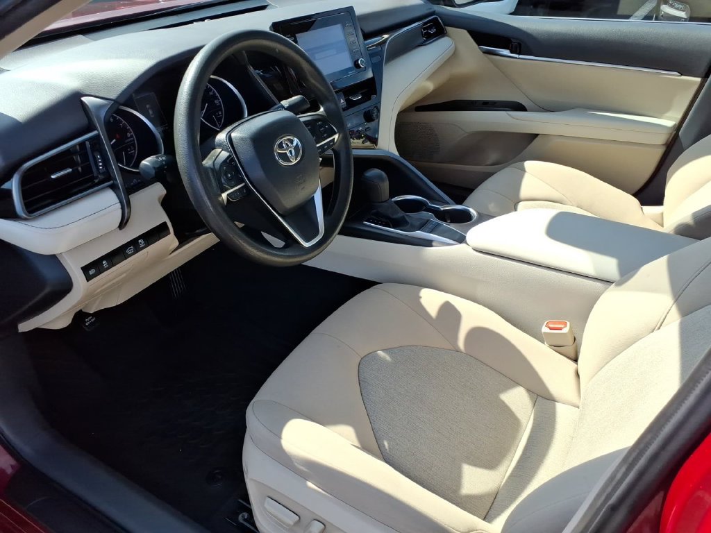 Used 2022 Toyota Camry LE FWD image 13
