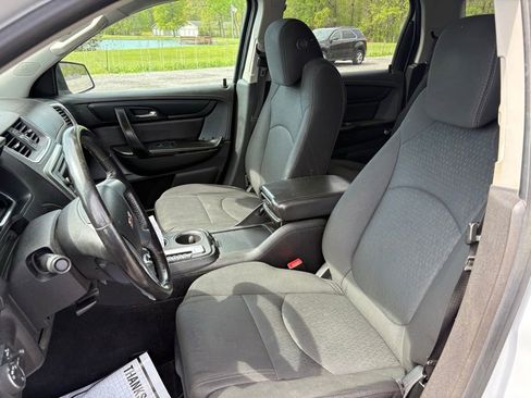 Used 2016 GMC Acadia SLE AWD/4WD image 9