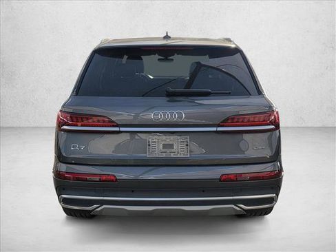 Certified 2023 Audi Q7 Premium Plus image 6