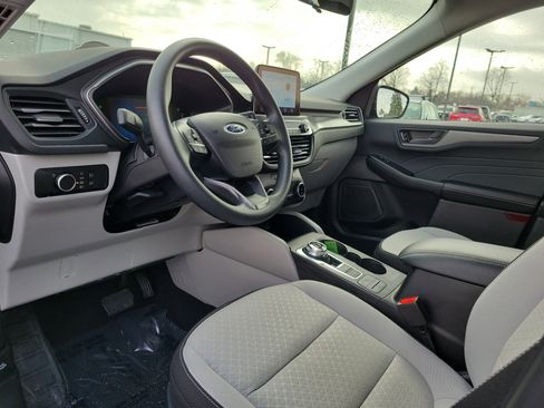 Used 2025 Ford Escape Active image 19