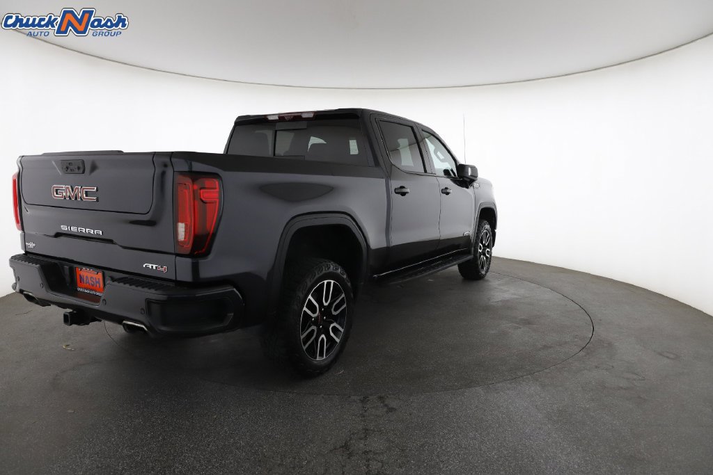 Used 2024 GMC Sierra 1500 AT4 w/ Technology Package AWD/4WD image 12