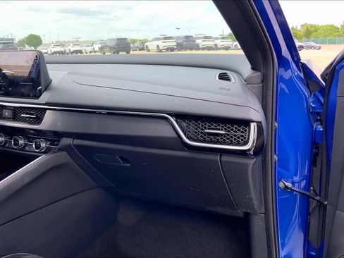 Used 2025 Acura ADX A-Spec image 18