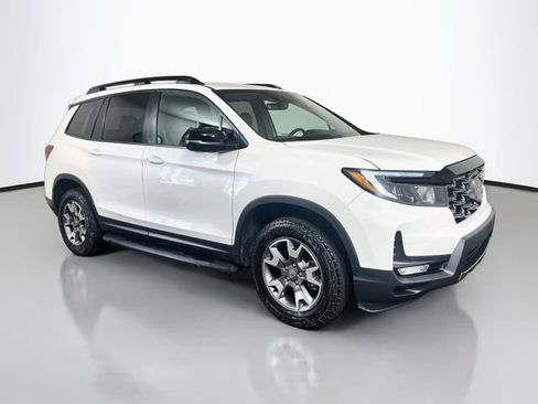 Certified 2023 Honda Passport TrailSport image 24