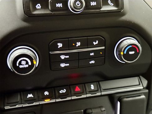 Certified 2022 Chevrolet Silverado 1500 Custom w/ LPO, Dark Essentials Package image 16