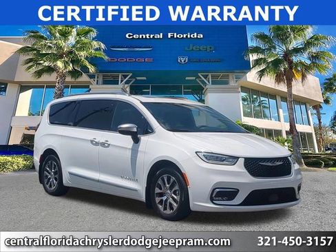 Certified 2023 Chrysler Pacifica Pinnacle FWD image 1