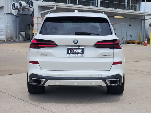 Used 2025 BMW X5 sDrive40i w/ M Sport Package RWD image 6