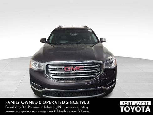 Used 2019 GMC Acadia SLT w/ LPO, Floor Liner Package AWD/4WD image 3