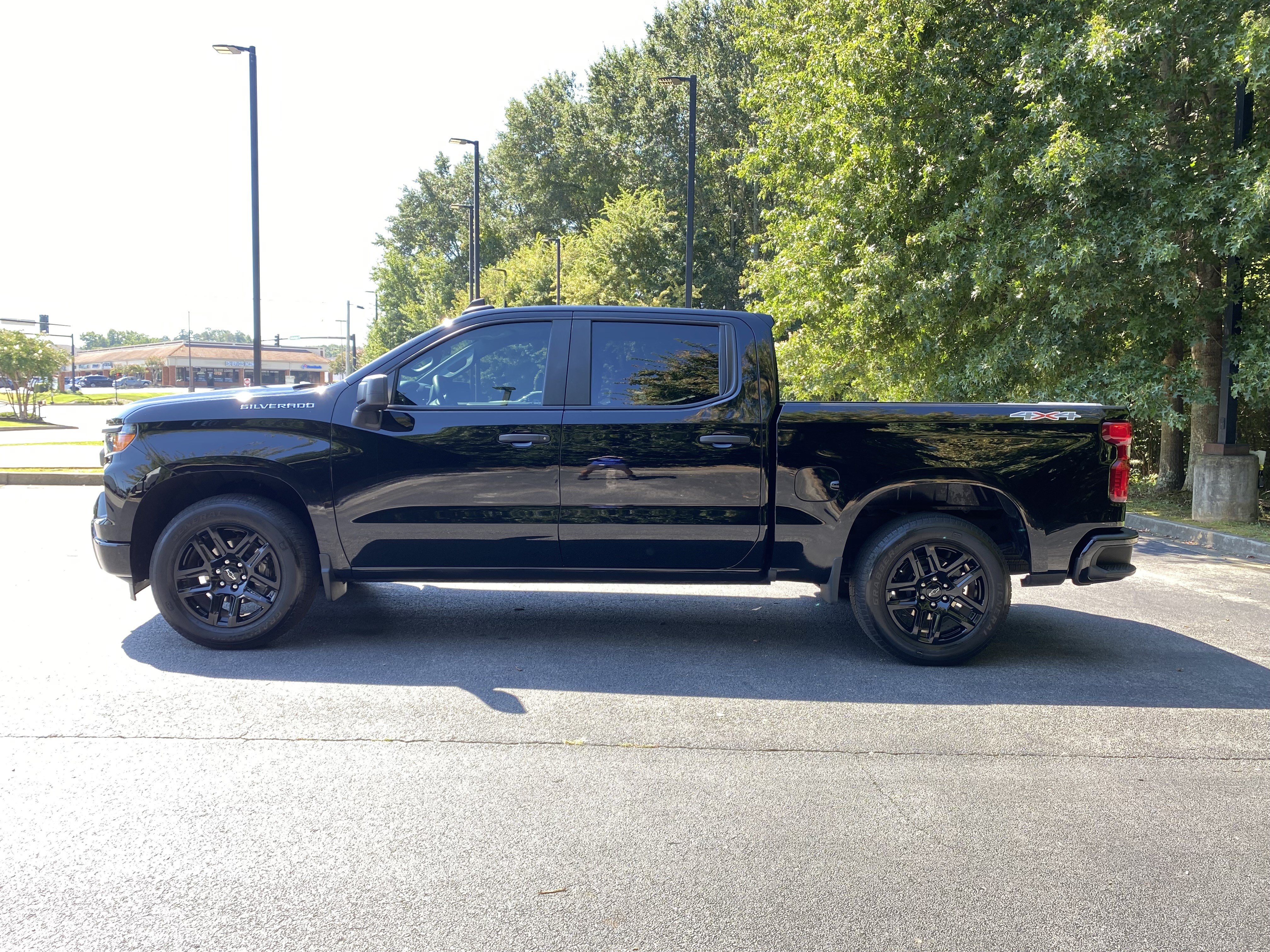 Used 2024 Chevrolet Silverado 1500 Custom AWD/4WD image 6