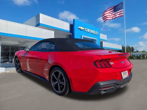Used 2024 Ford Mustang Premium image 9