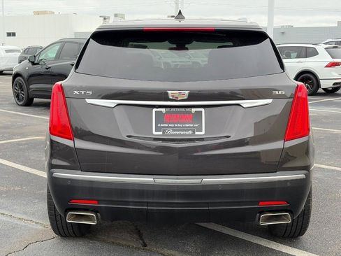 Used 2018 Cadillac XT5 Premium Luxury FWD image 6