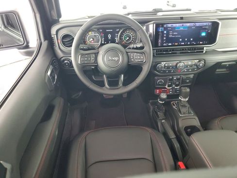 New 2026 Jeep Wrangler Unlimited Rubicon image 15