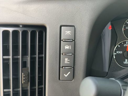 New 2025 Chevrolet Express 2500 w/ Driver Convenience Package RWD image 18
