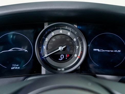 Used 2024 Porsche 911 Carrera 4S w/ Sport Package image 38