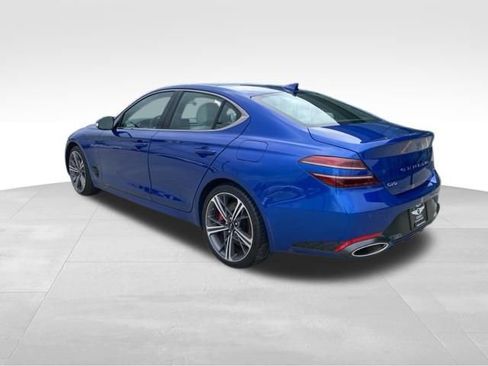 Used 2025 Genesis G70 3.3T Advanced image 3