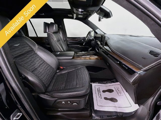 Used 2023 Cadillac Escalade Sport Platinum w/ LPO, ONYX Package AWD/4WD image 33