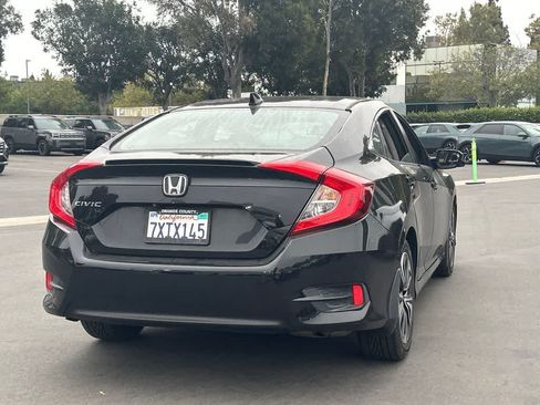 Used 2017 Honda Civic EX-L image 3