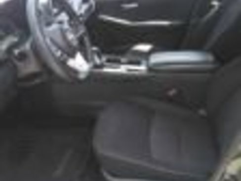 Used 2024 Nissan Sentra SV FWD image 10