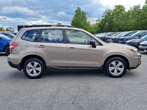 Used 2015 Subaru Forester 2.5i w/ Alloy Wheel Package AWD/4WD image 4