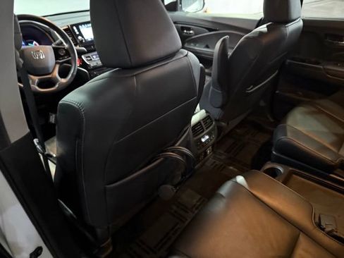 Used 2021 Honda Pilot Touring image 28