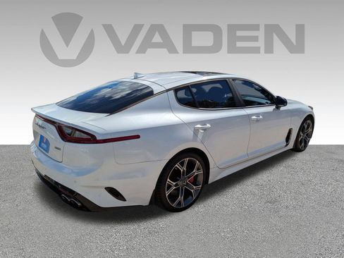 Used 2019 Kia Stinger GT2 AWD/4WD image 25