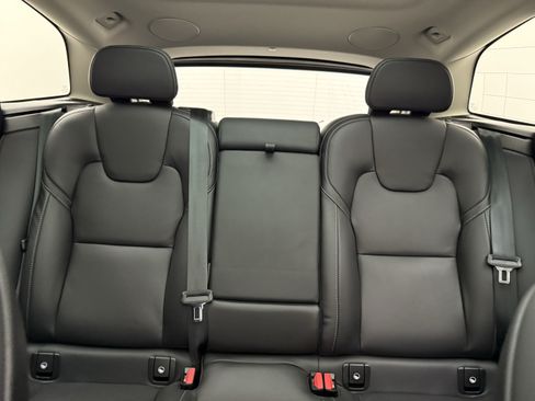 Certified 2023 Volvo XC60 B5 Ultimate AWD/4WD image 25