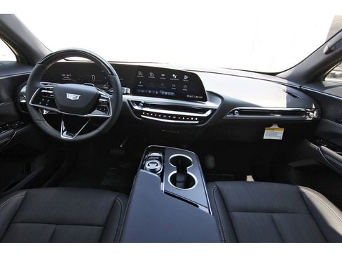 New 2026 Cadillac Lyriq Sport image 9