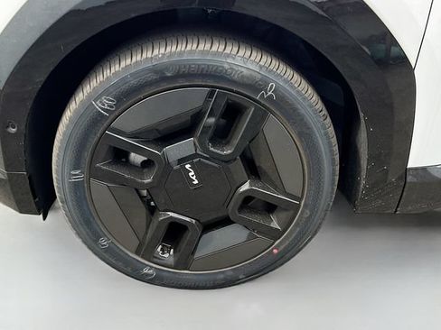 New 2026 Kia EV9 GT-Line AWD/4WD image 34