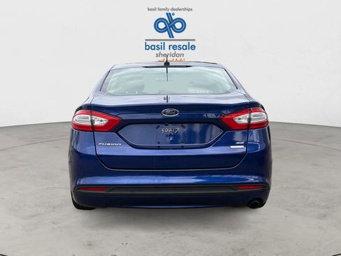 Used 2015 Ford Fusion SE w/ Equipment Group 202A FWD image 5