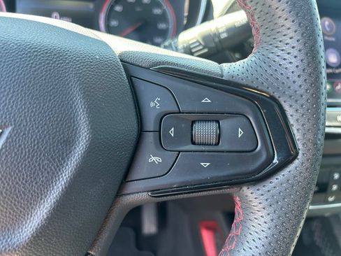 Used 2022 Chevrolet TrailBlazer RS w/ Sun and Liftgate Package AWD/4WD image 22