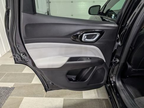 Used 2024 Jeep Compass Limited w/ Elite Group AWD/4WD image 8