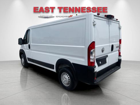 Used 2025 RAM ProMaster 2500 w/ Convenience Group FWD image 5