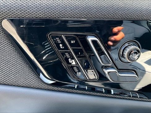 New 2026 Cadillac Optiq V AWD/4WD image 20