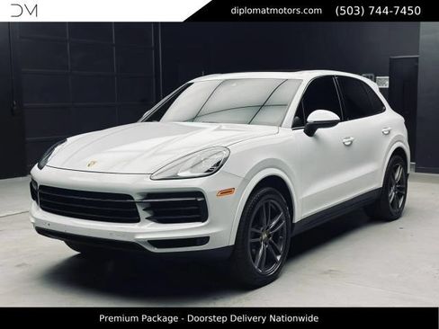 Used 2020 Porsche Cayenne AWD/4WD image 1