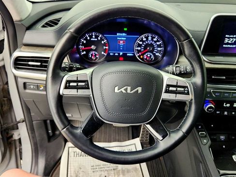 Used 2022 Kia Telluride SX w/ SX Prestige Package AWD/4WD image 13