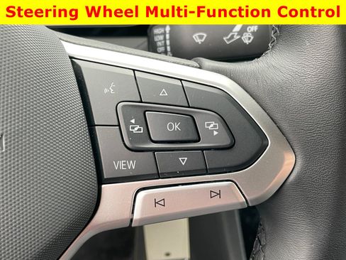 Used 2025 Volkswagen Jetta Sport FWD image 23
