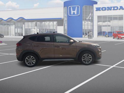 Used 2017 Hyundai Tucson SE Plus image 10