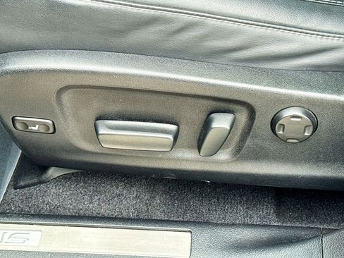 Used 2021 Lexus RX 350L Luxury w/ Accessory Package image 16