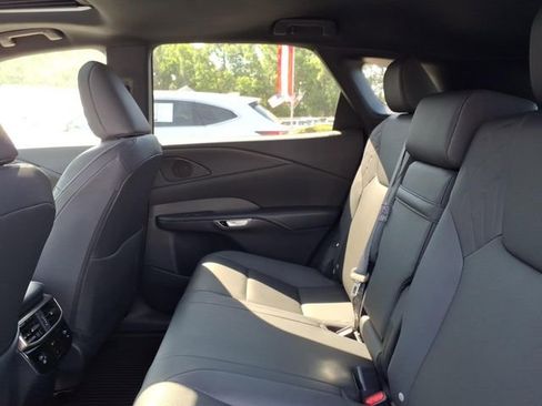 Used 2023 Lexus RX 350 Premium w/ Cold Area Package AWD/4WD image 7