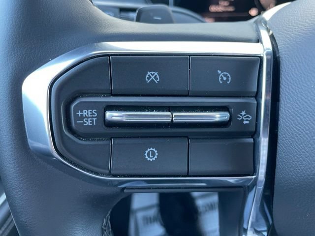 Used 2026 GMC Acadia Elevation w/ Elevation Premium Package FWD image 20