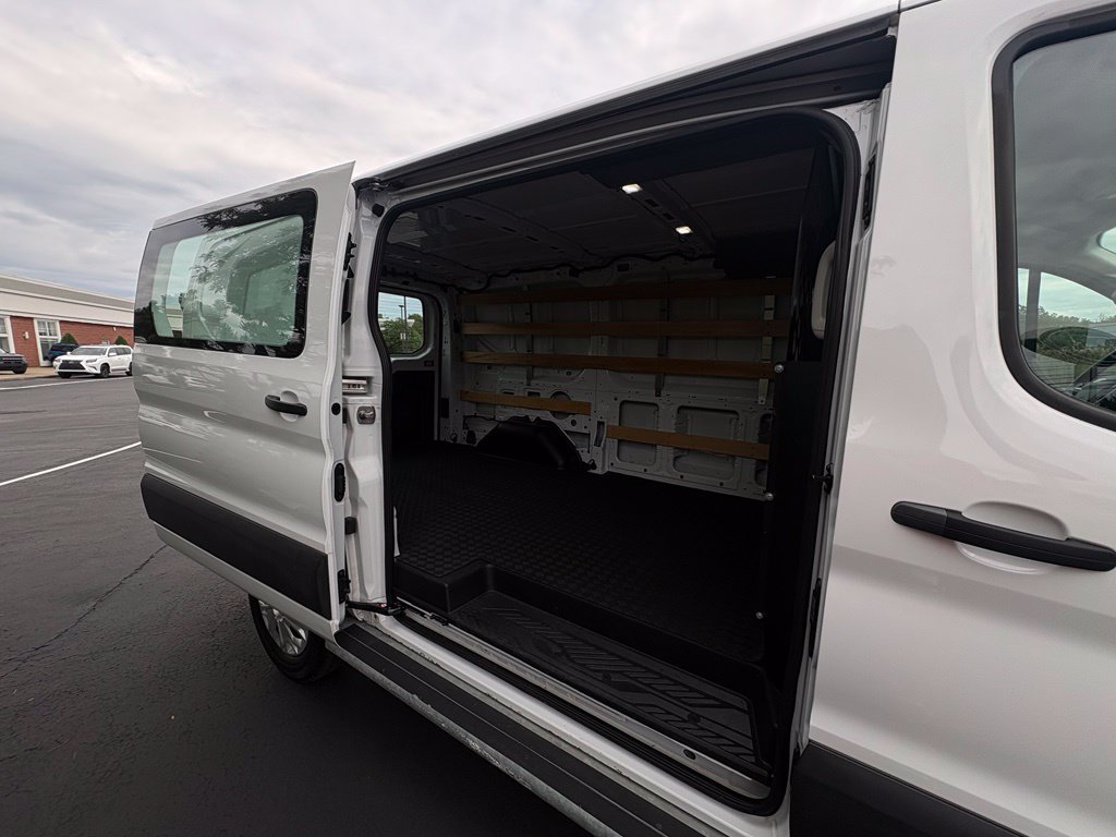 Used 2025 Ford Transit 250 Low Roof w/ Exterior Upgrade Package RWD image 15