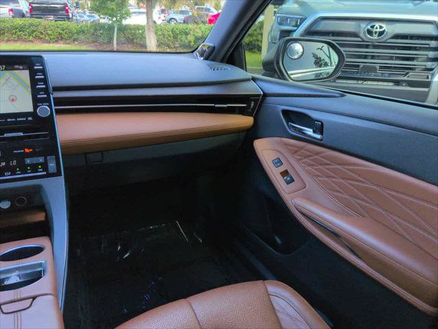 Certified 2019 Toyota Avalon Limited w/ Advanced Safety Package FWD image 16