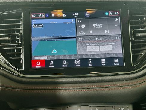 Used 2025 Dodge Durango GT AWD/4WD image 21