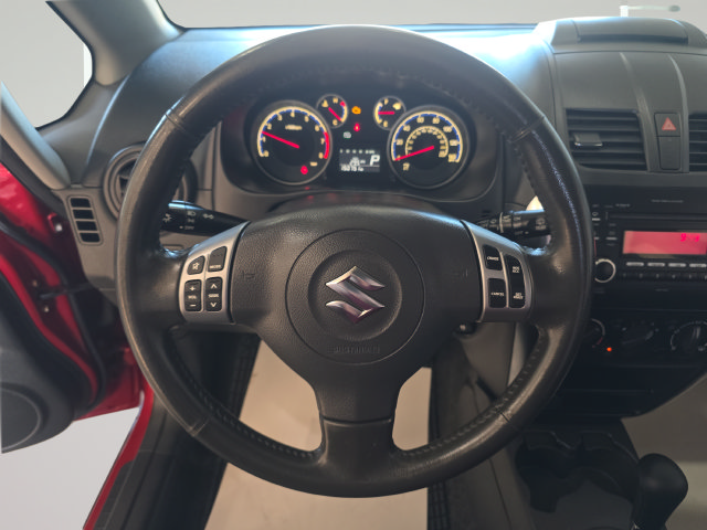 Used 2012 Suzuki SX4 AWD Hatchback image 14