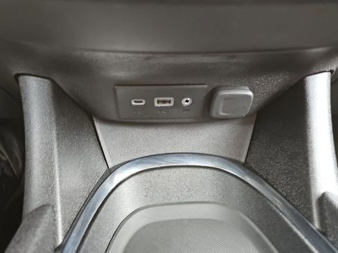 Used 2025 Chevrolet Malibu LT FWD image 32