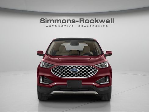 Used 2024 Ford Edge SEL w/ Convenience Package AWD/4WD image 11